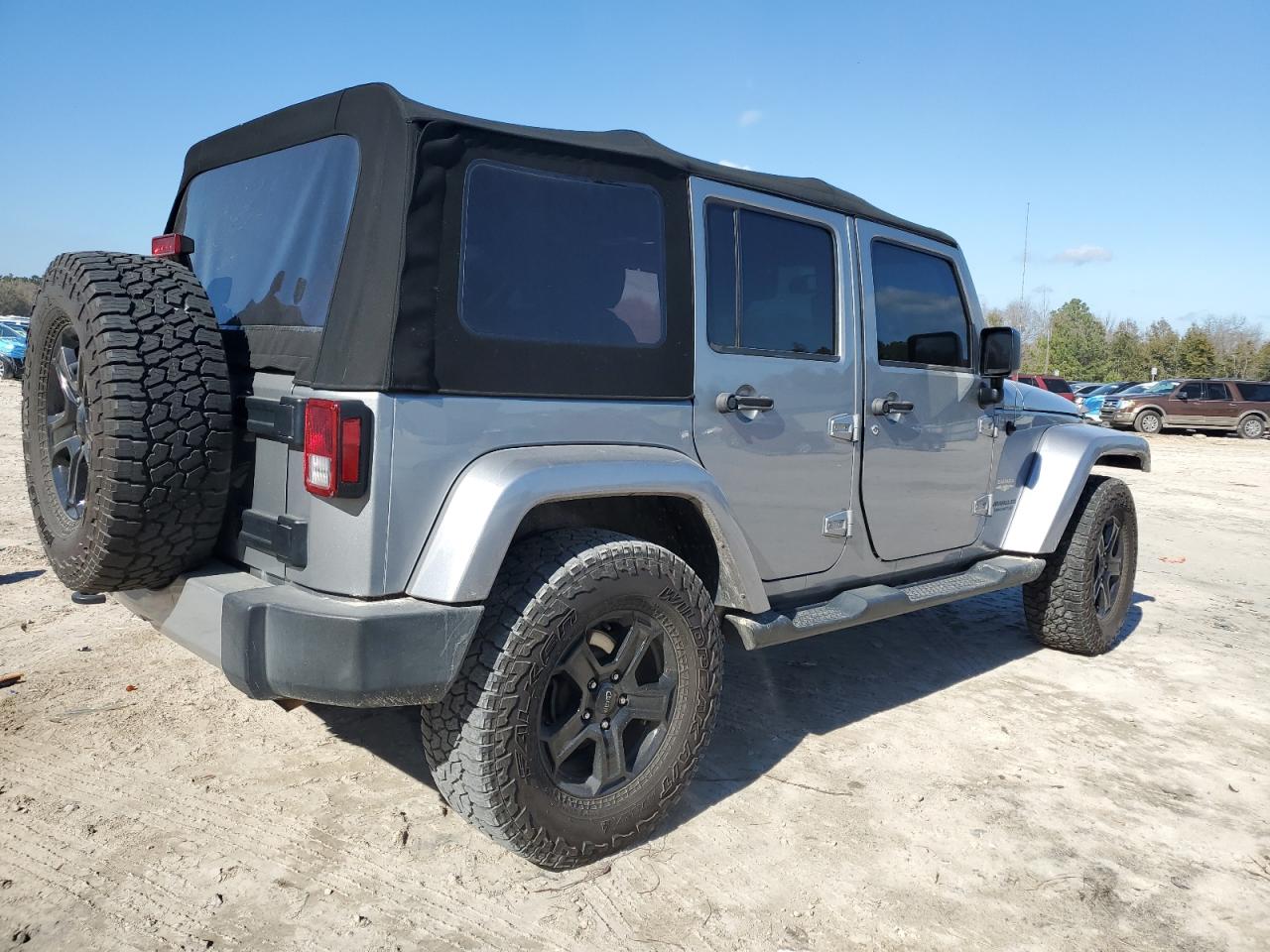 2015 Jeep Wrangler - Image 3
