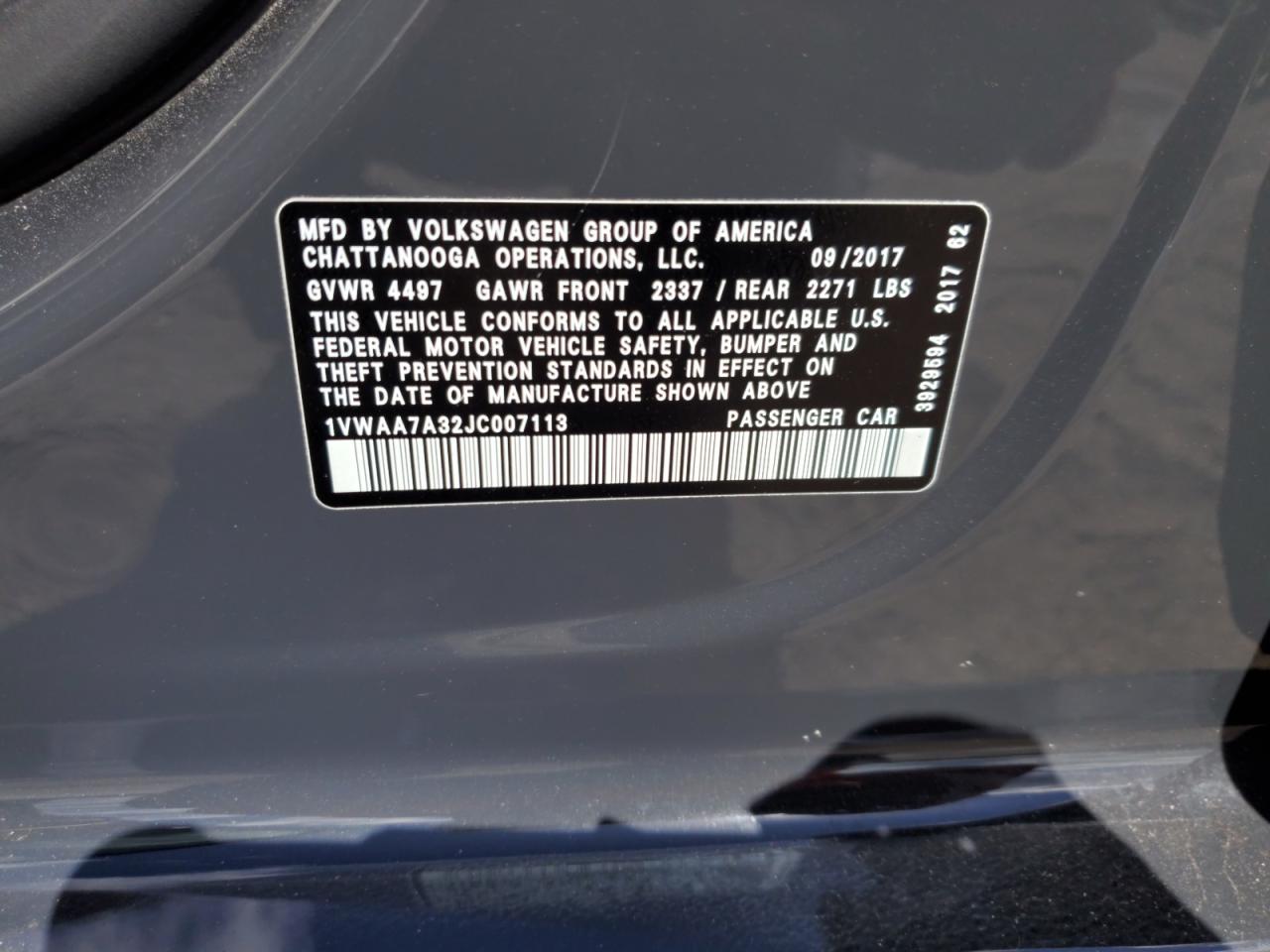 2018 Volkswagen Passat - Image 12