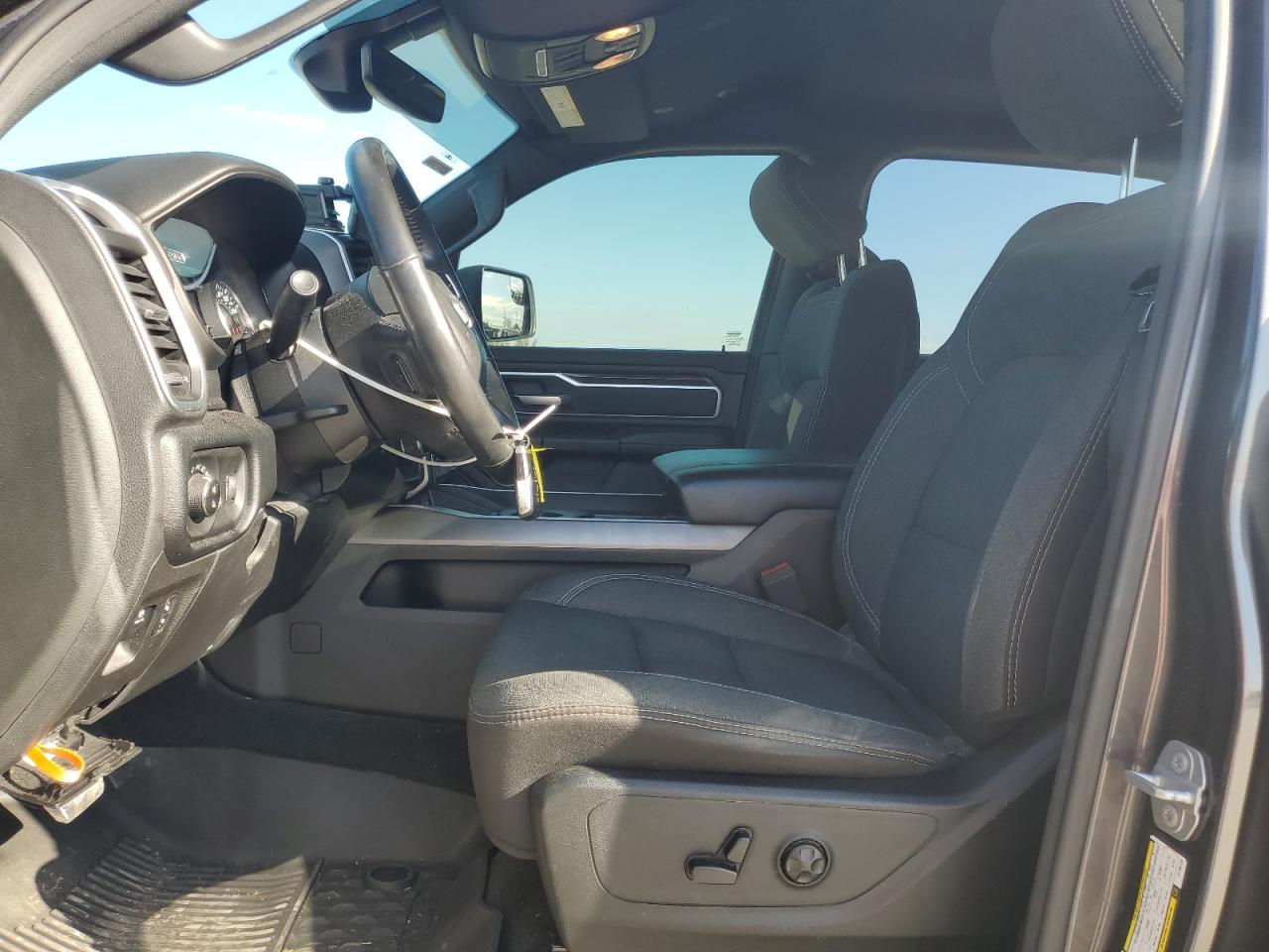 2020 RAM 1500 - Image 7