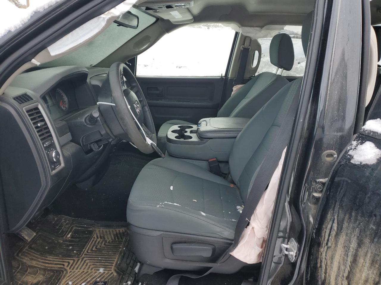 2016 RAM 1500 - Image 7