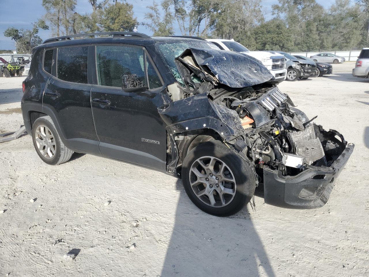 2018 Jeep Renegade - Image 4