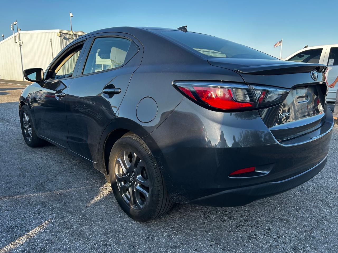 2019 Toyota Yaris - Image 3