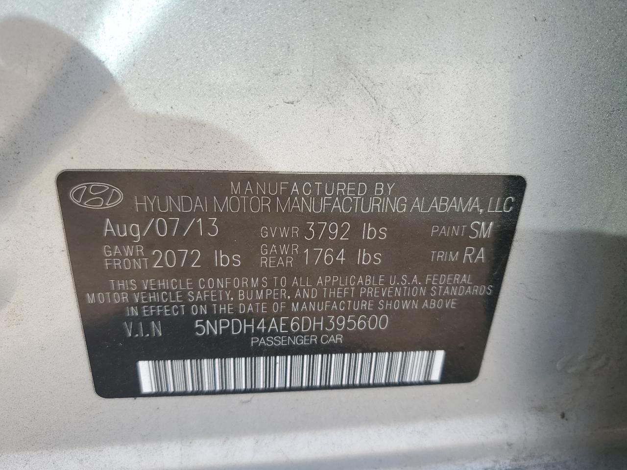 2013 Hyundai Elantra - Image 12