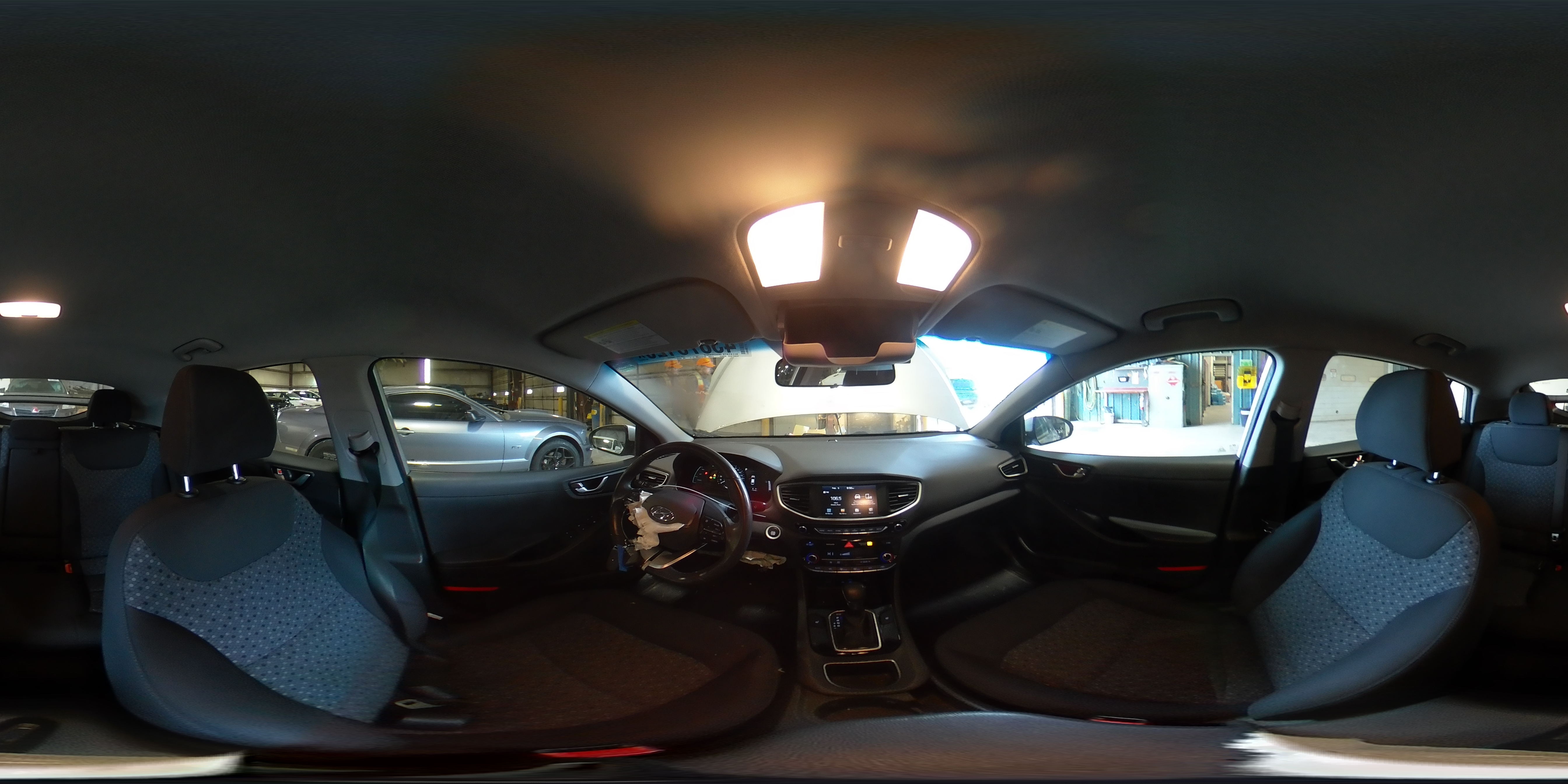 2017 Hyundai IONIQ - Image 12