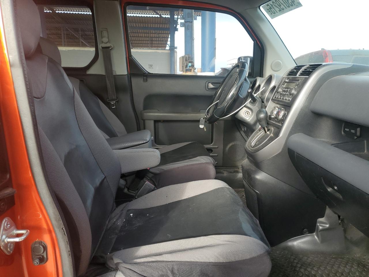 2005 Honda Element - Image 11