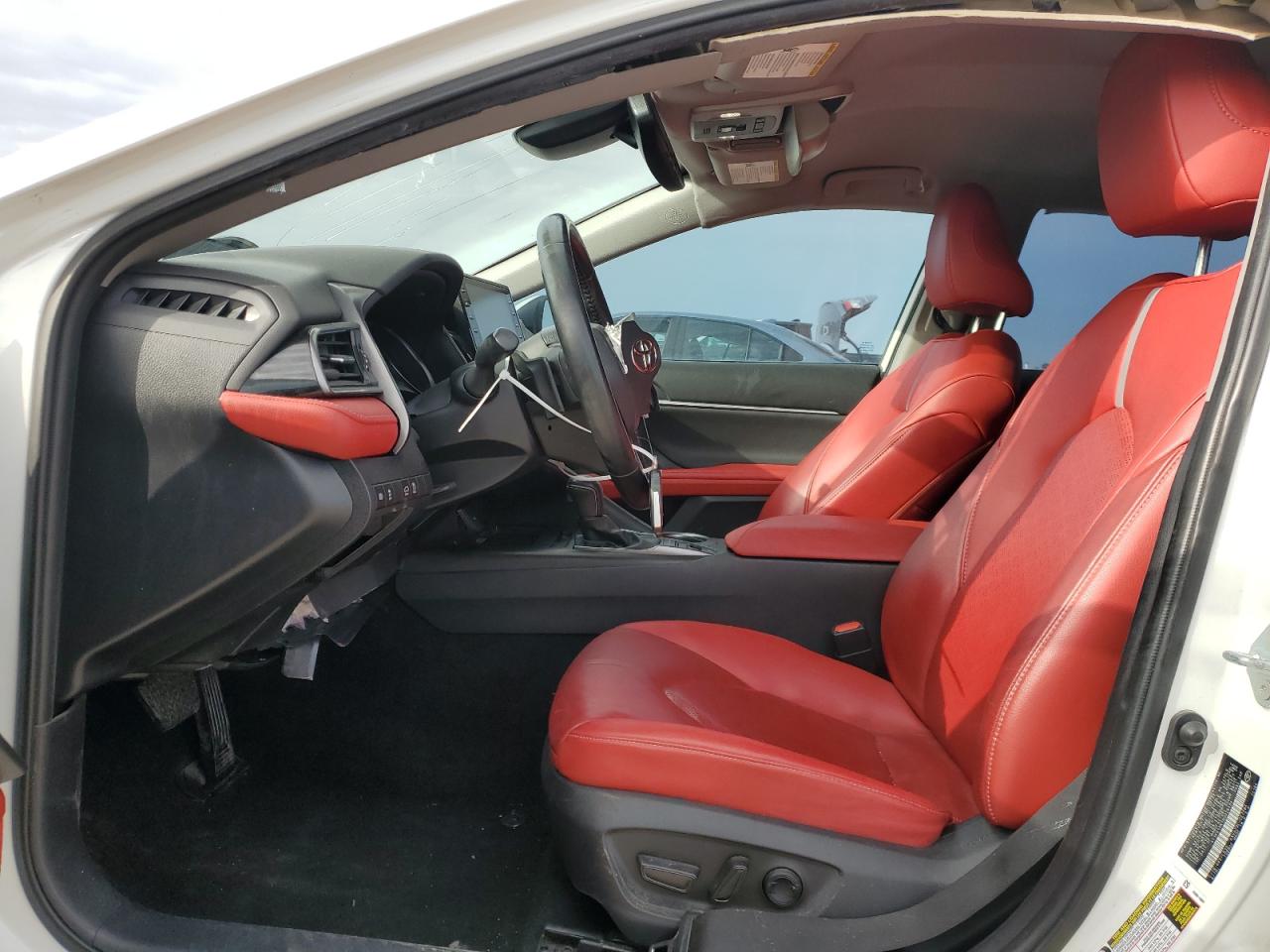 2022 Toyota Camry - Image 7