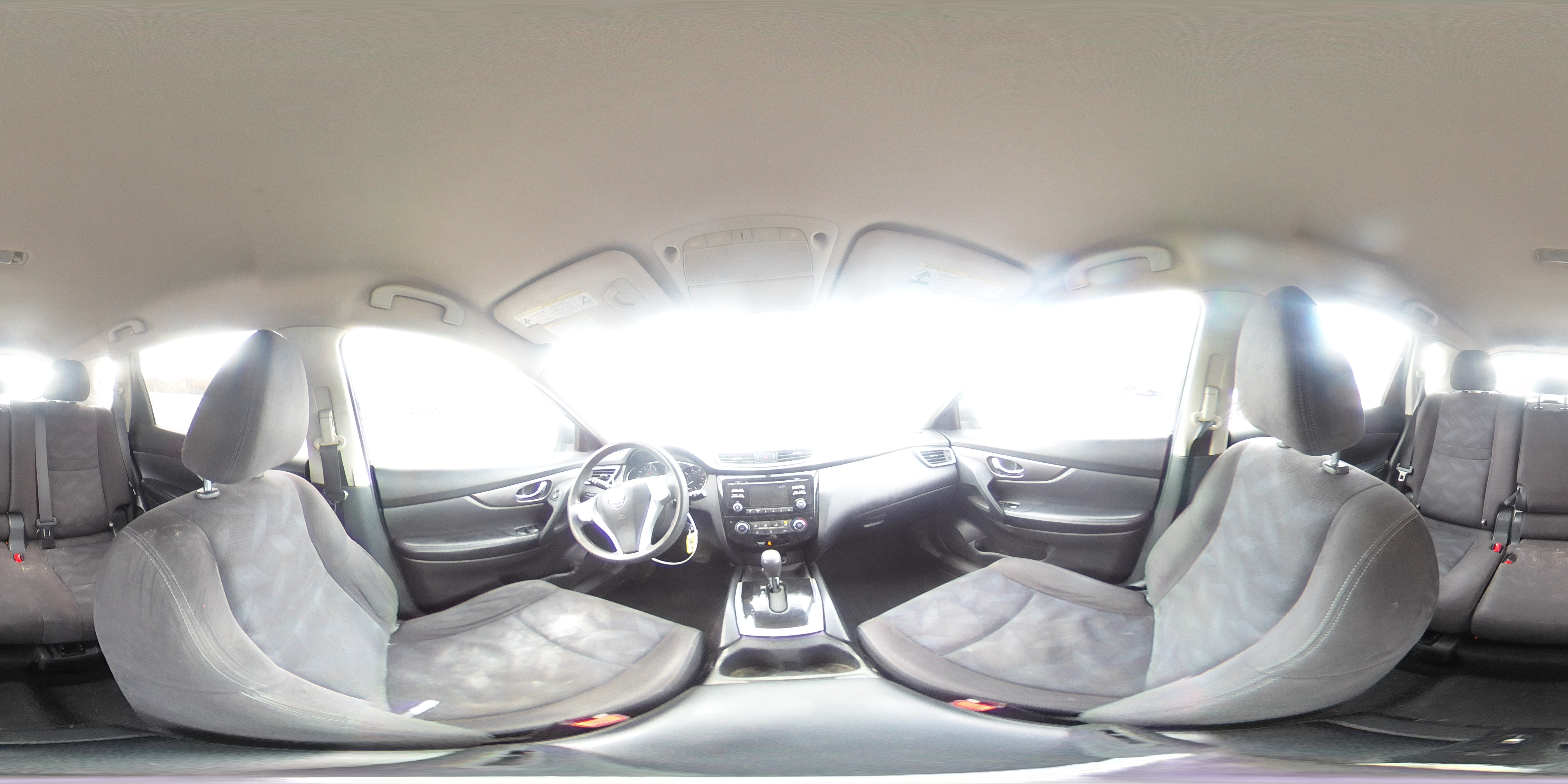 2015 Nissan Rogue - Image 13