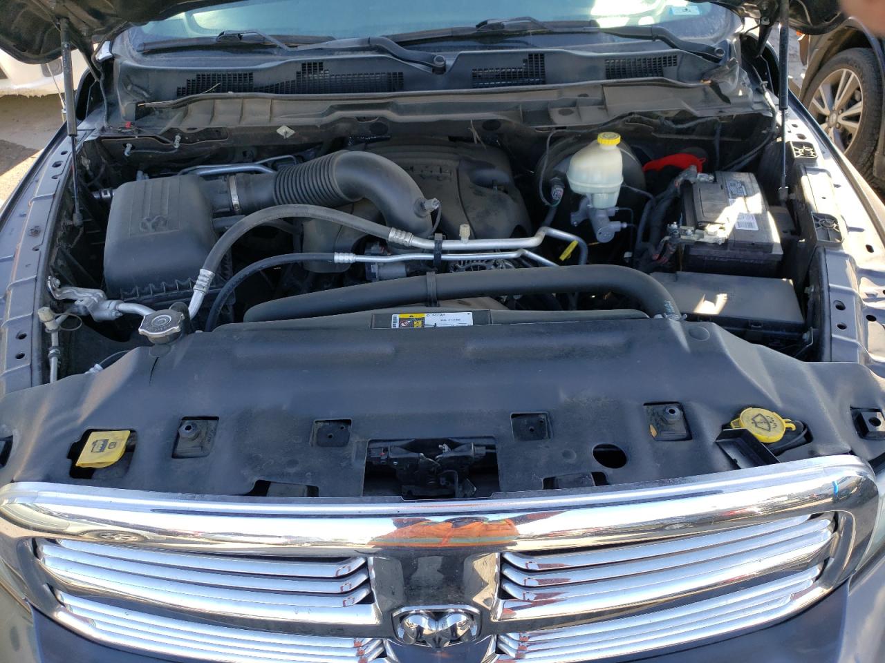 2016 RAM 1500 - Image 11