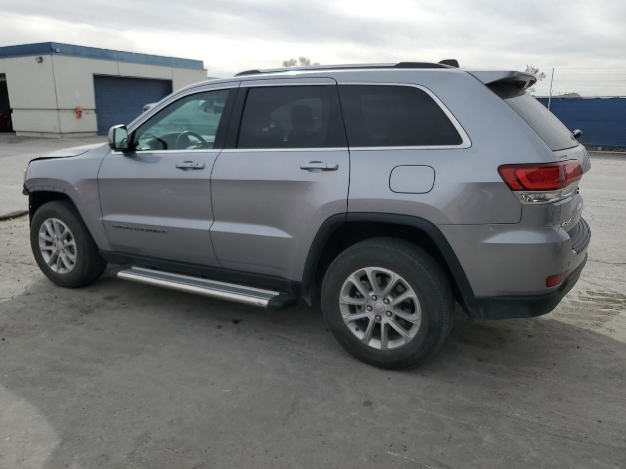 2021 Jeep Grand Cherokee - Image 2