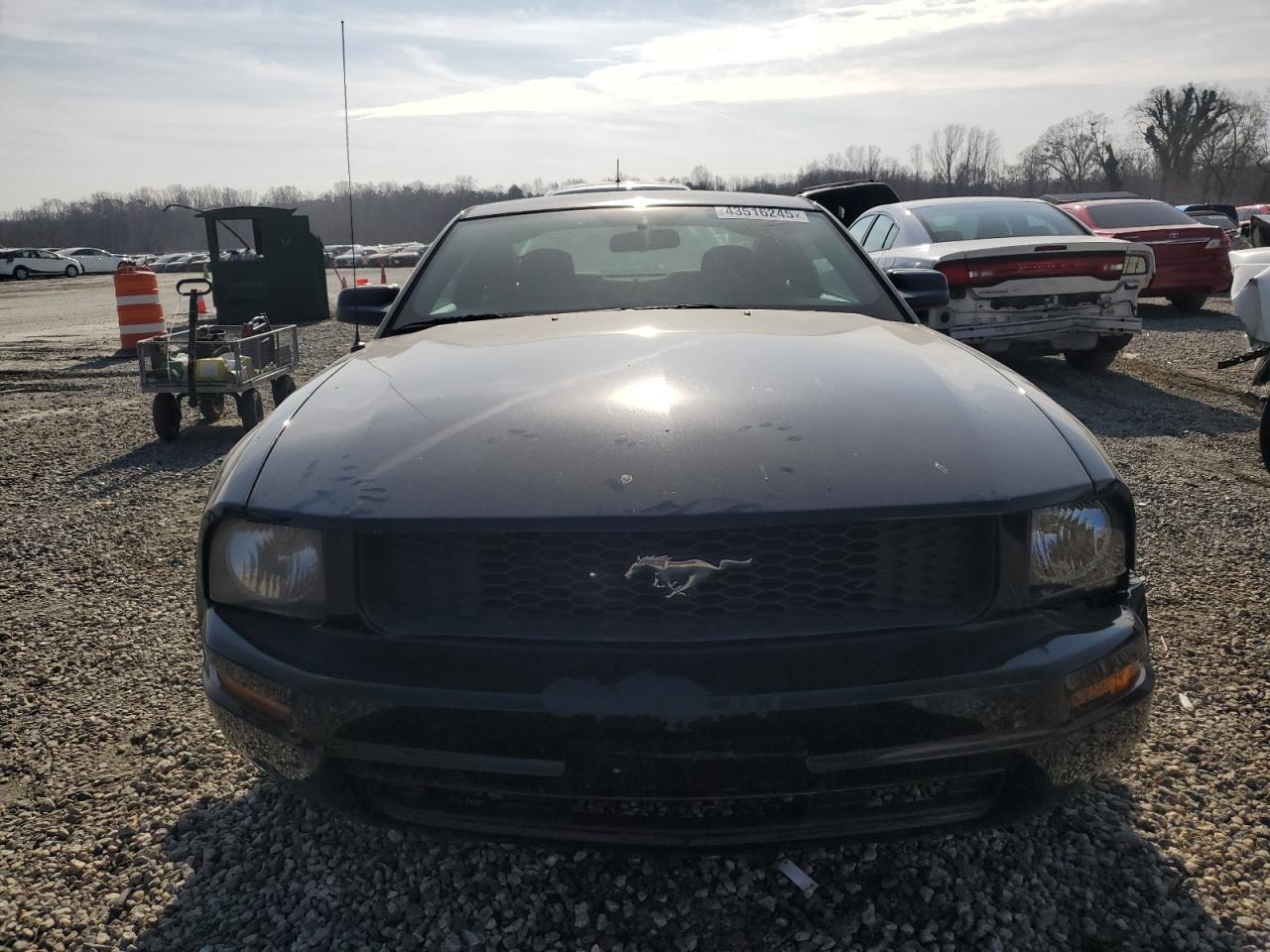 2008 Ford Mustang - Image 5
