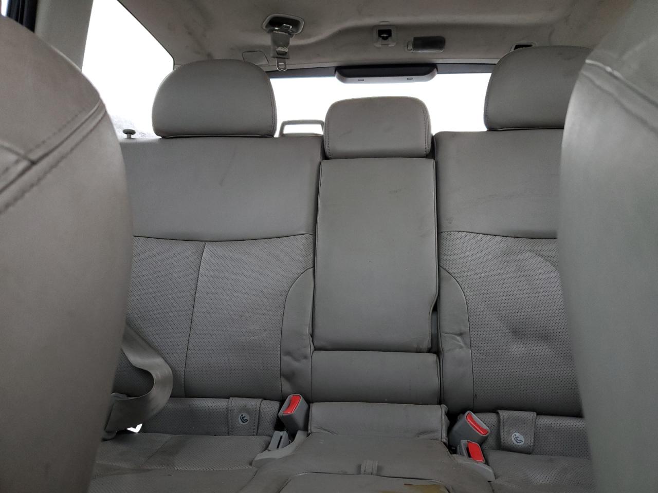 2009 Subaru Forester - Image 10