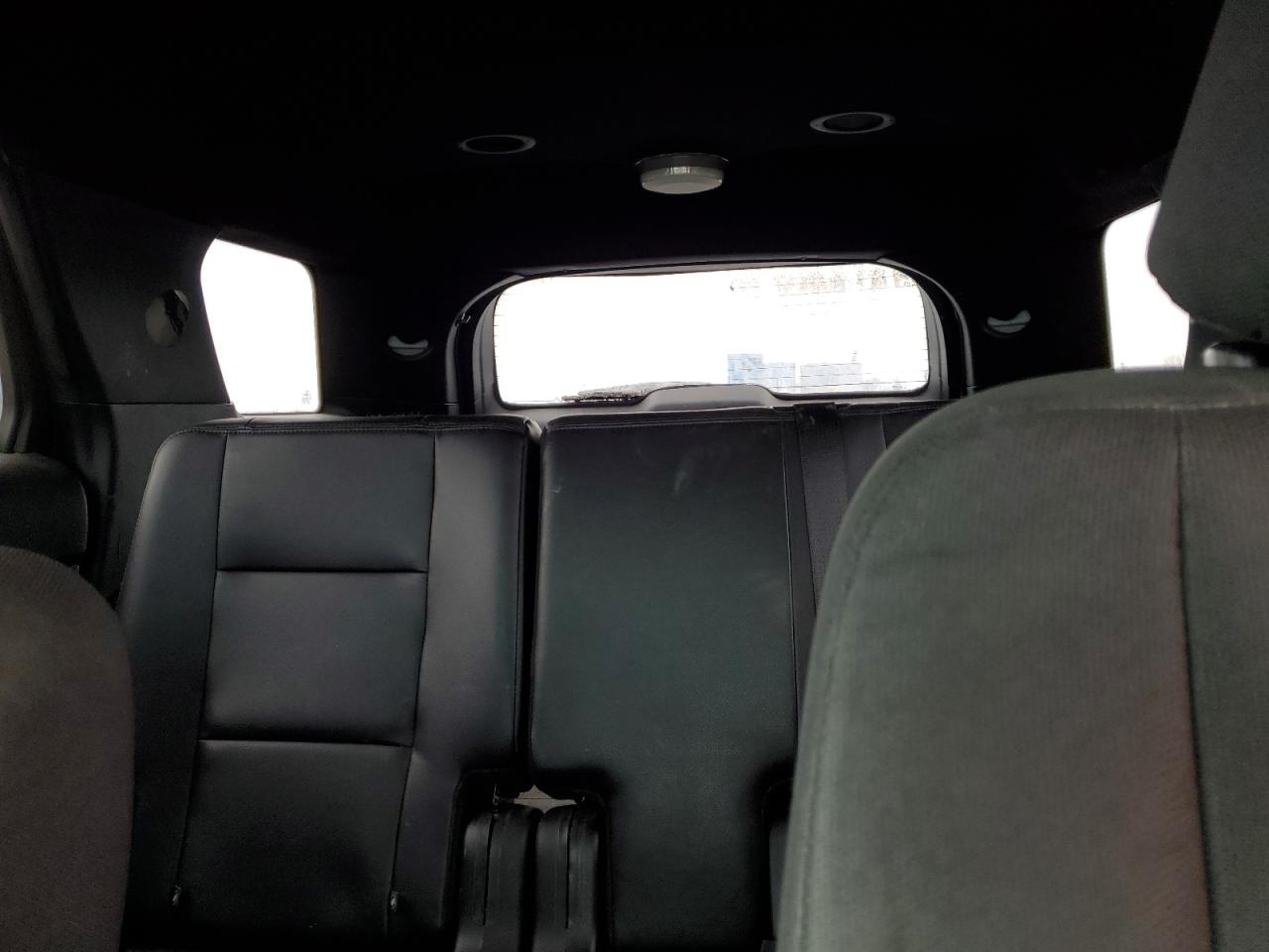 2017 Ford Explorer - Image 10