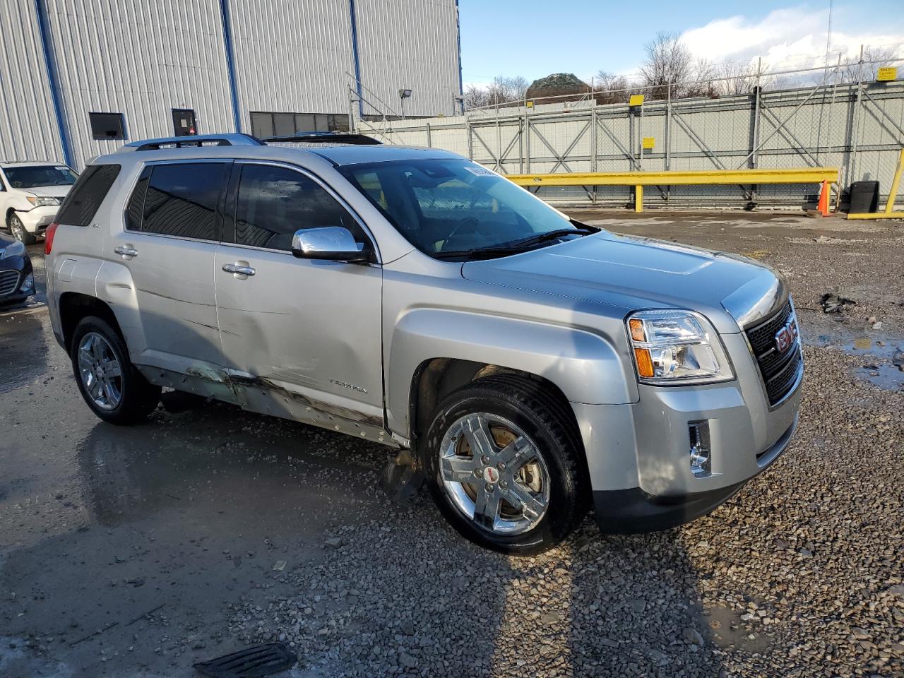 2013 GMC Terrain - Image 4