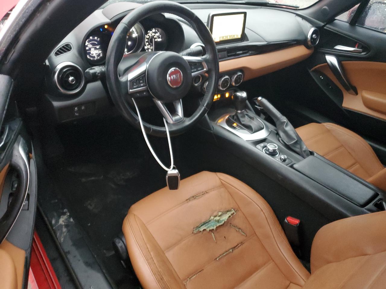 2017 Fiat 124 Spider - Image 8