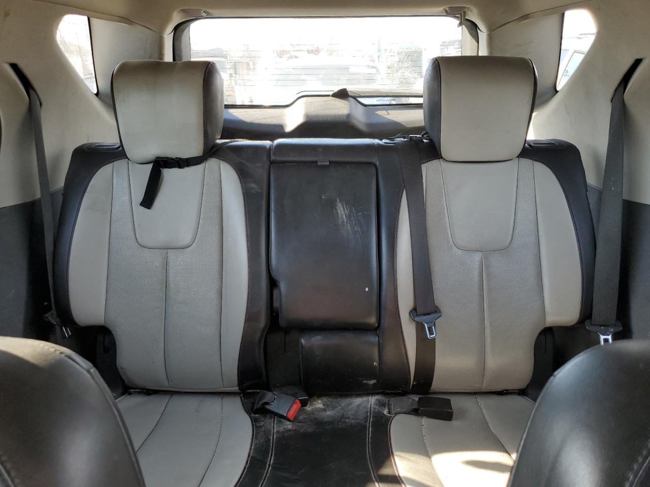 2011 Chevrolet Equinox - Image 10