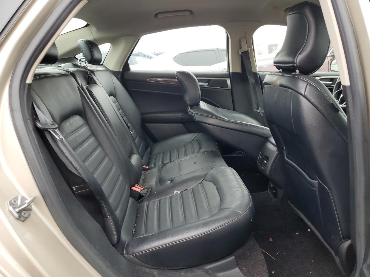 2017 Ford Fusion - Image 10