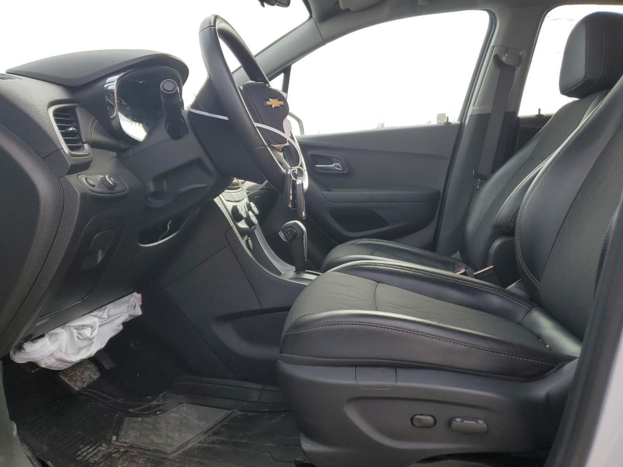 2020 Chevrolet Trax - Image 7