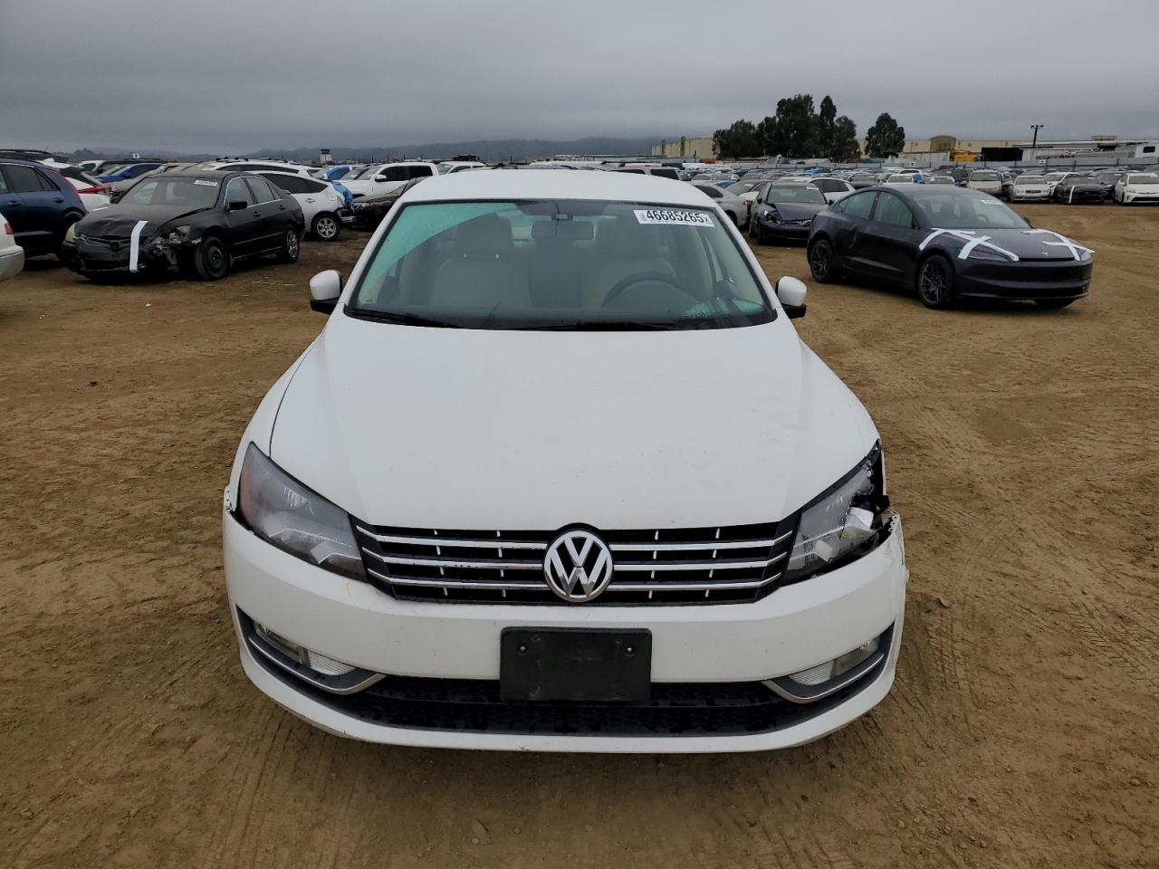 2015 Volkswagen Passat - Image 5