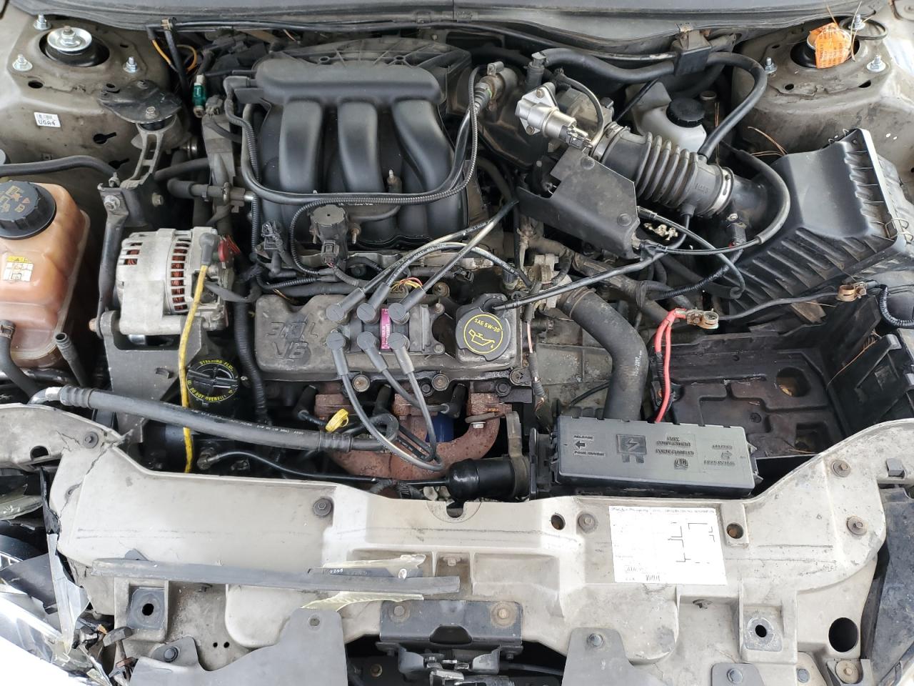2004 Ford Taurus - Image 11