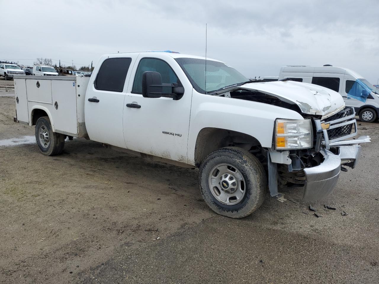 2013 Chevrolet Silverado - Image 4