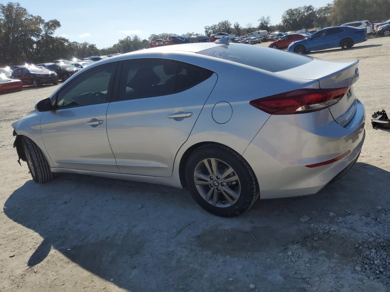 2018 Hyundai Elantra - Image 2