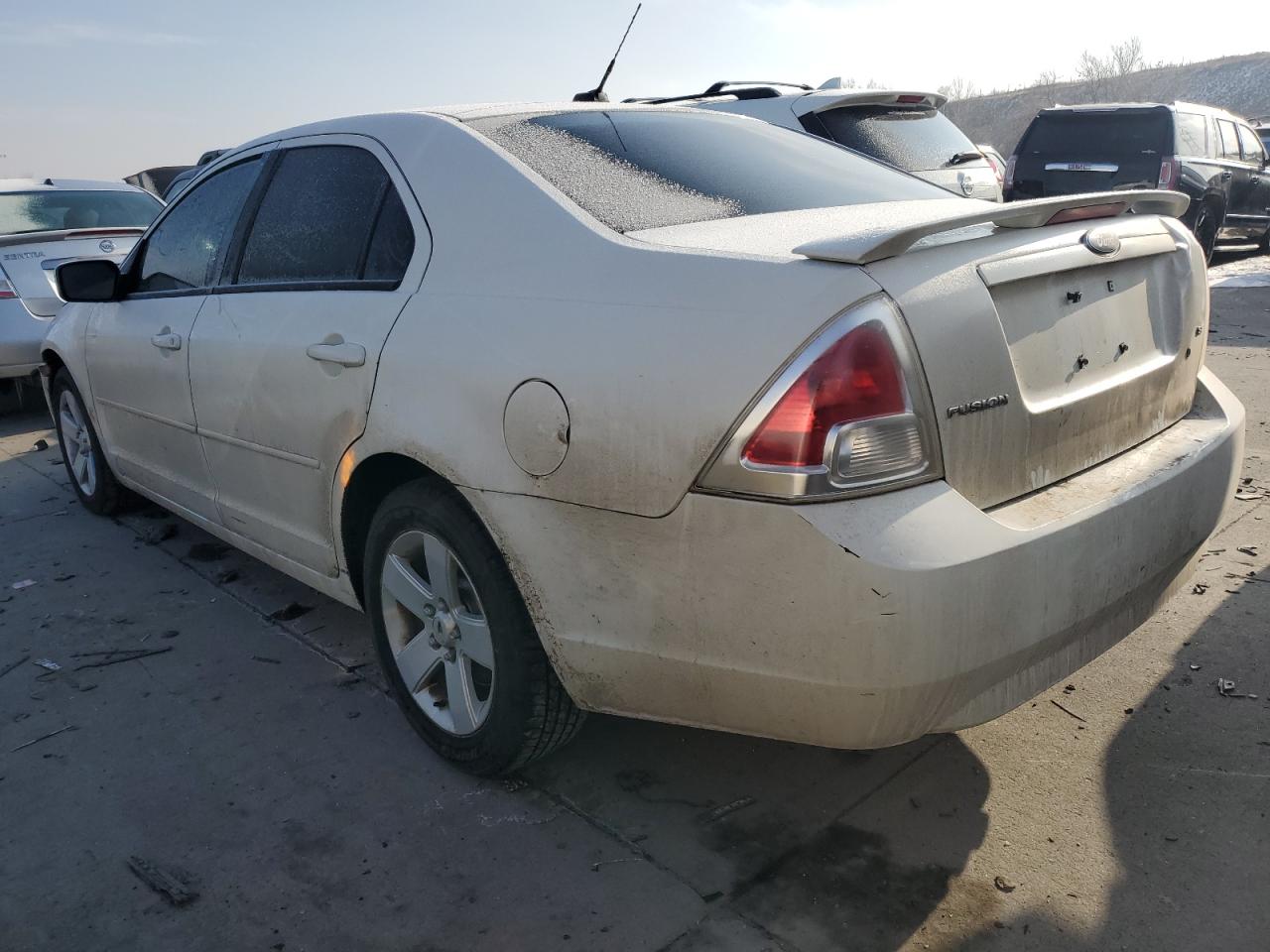 2008 Ford Fusion - Image 2