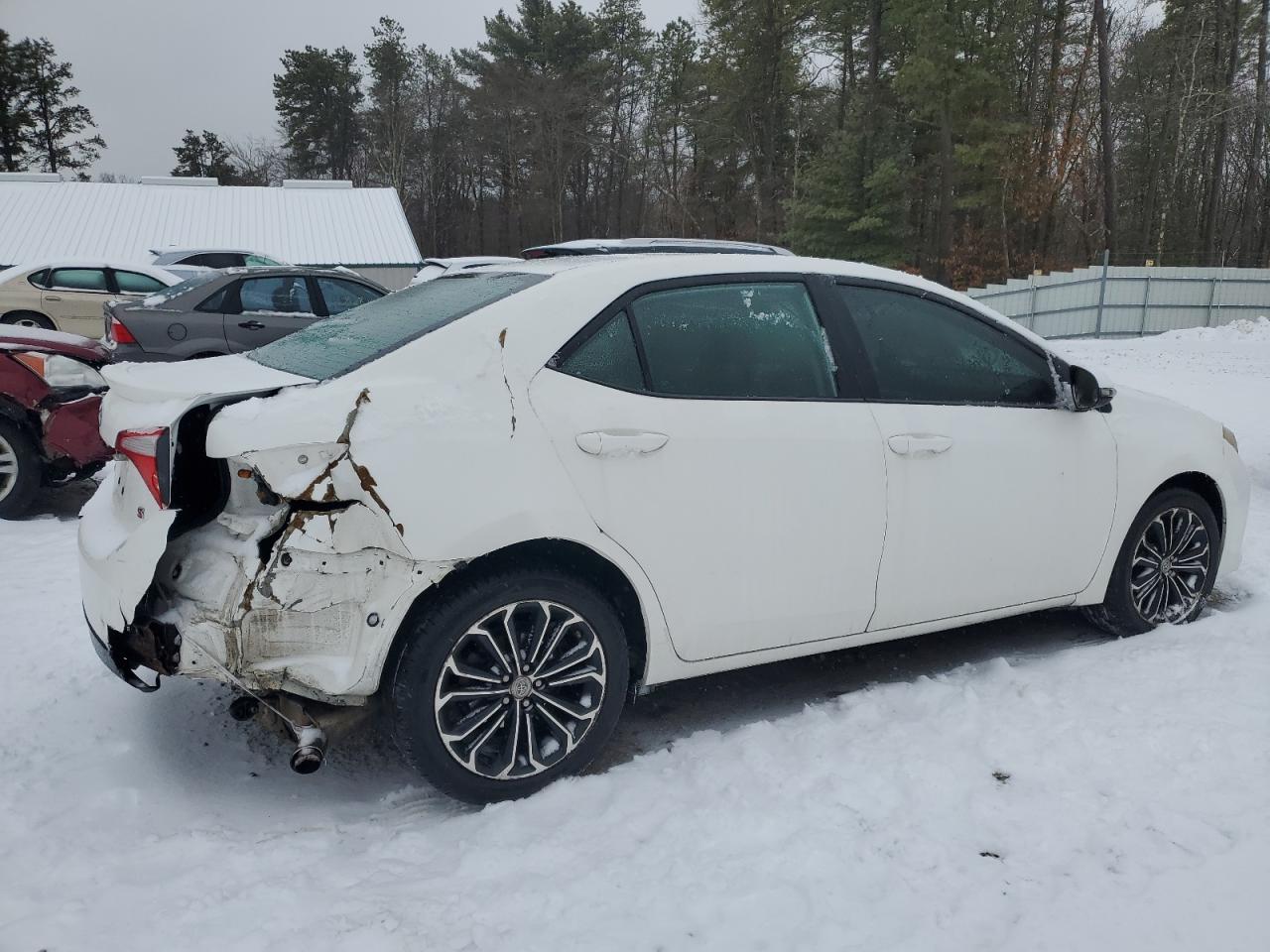 2015 Toyota Corolla - Image 3