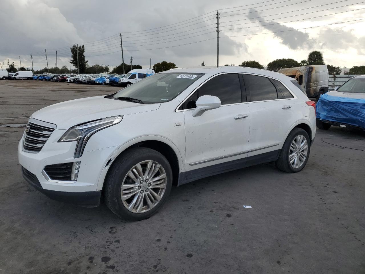 2017 Cadillac XT5 - Image 1