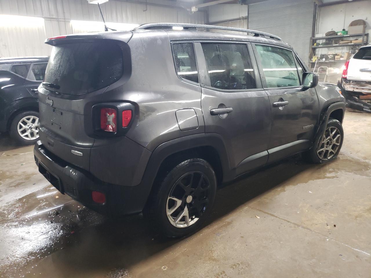 2020 Jeep Renegade - Image 3