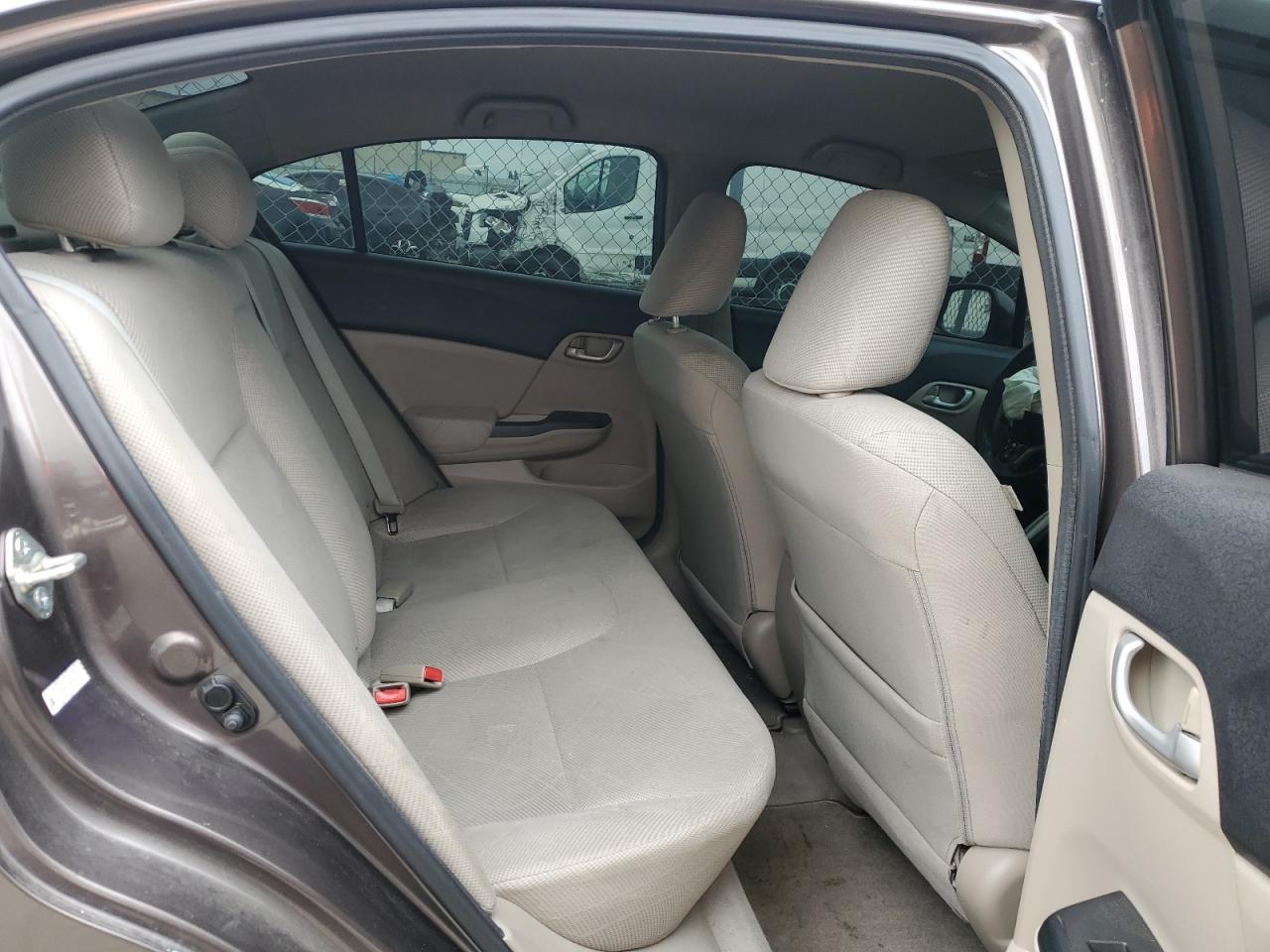 2012 Honda Civic - Image 10