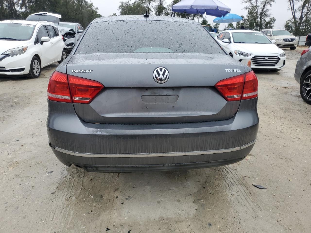 2015 Volkswagen Passat - Image 6