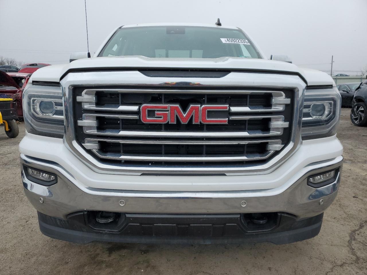 2018 GMC Sierra - Image 5