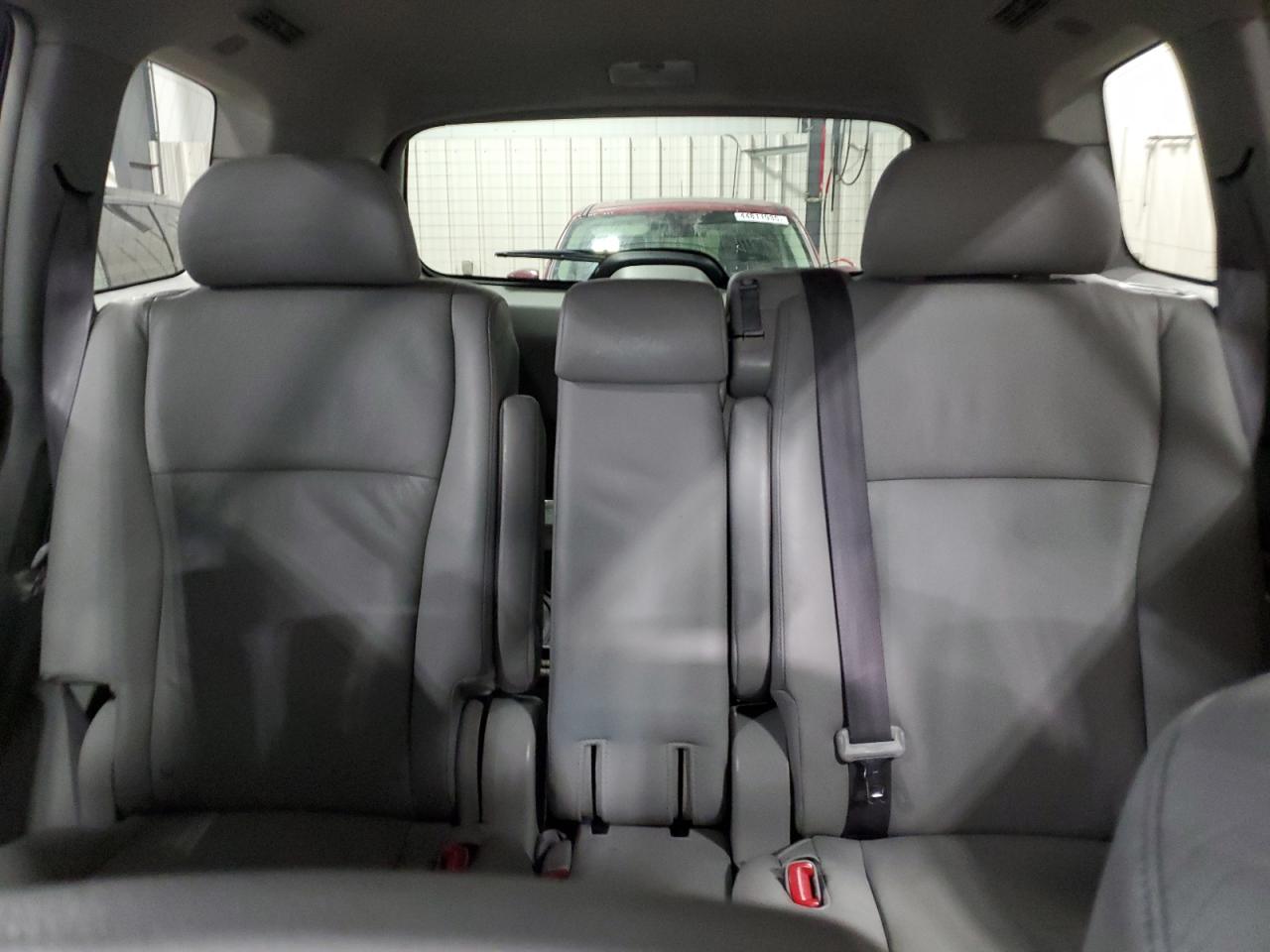 2008 Toyota Highlander - Image 10