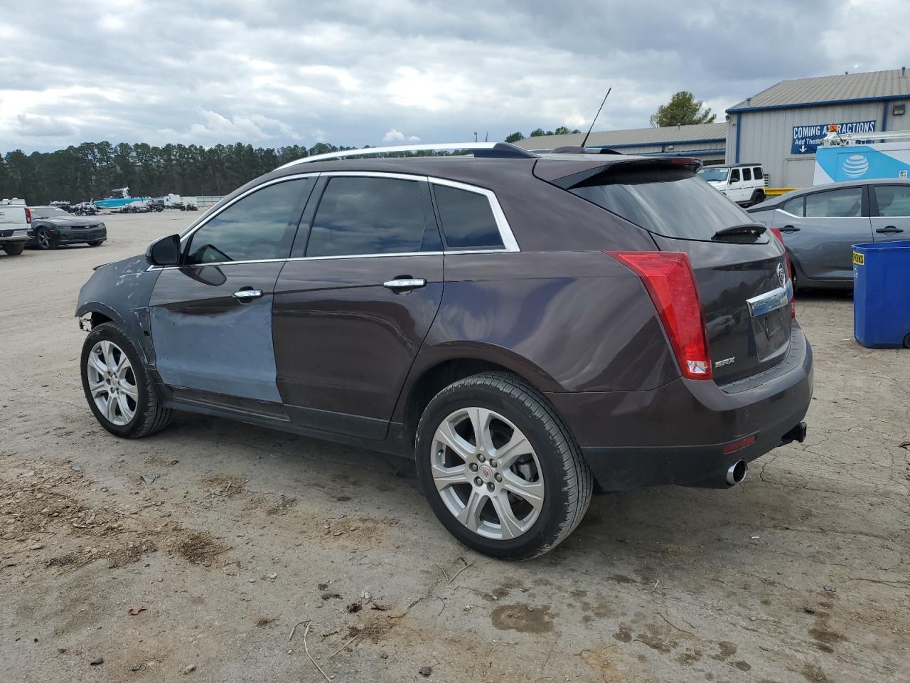 2016 Cadillac SRX - Image 2
