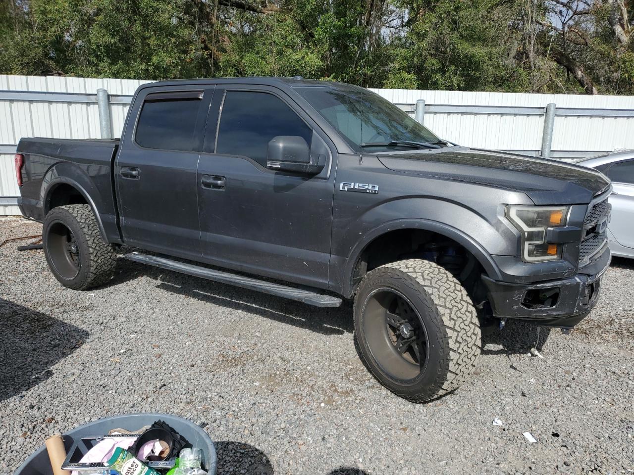 2015 Ford F-150 - Image 4