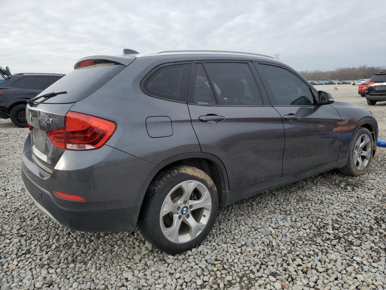 2014 BMW X1 - Image 3