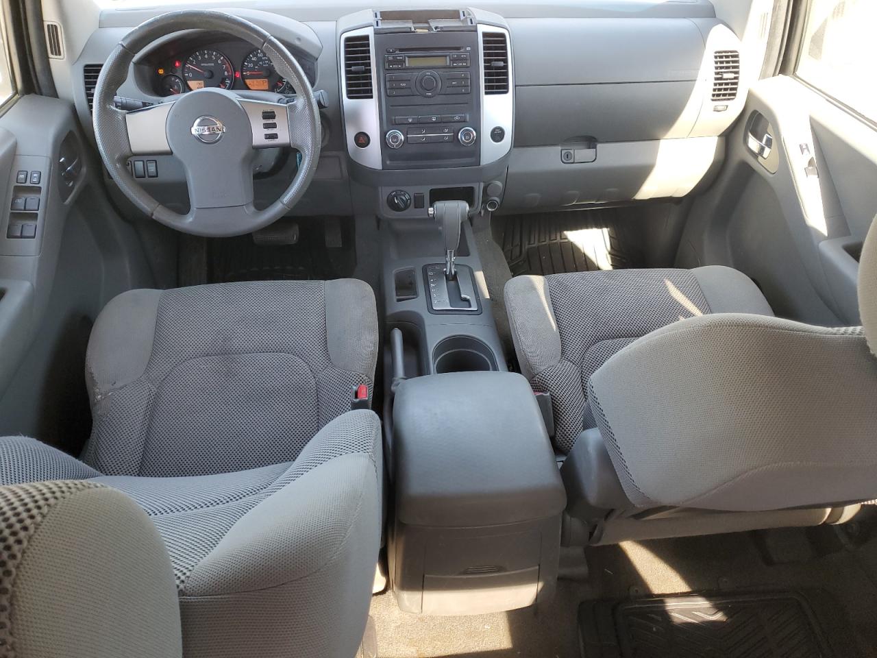 2009 Nissan Navara (Frontier) - Image 8