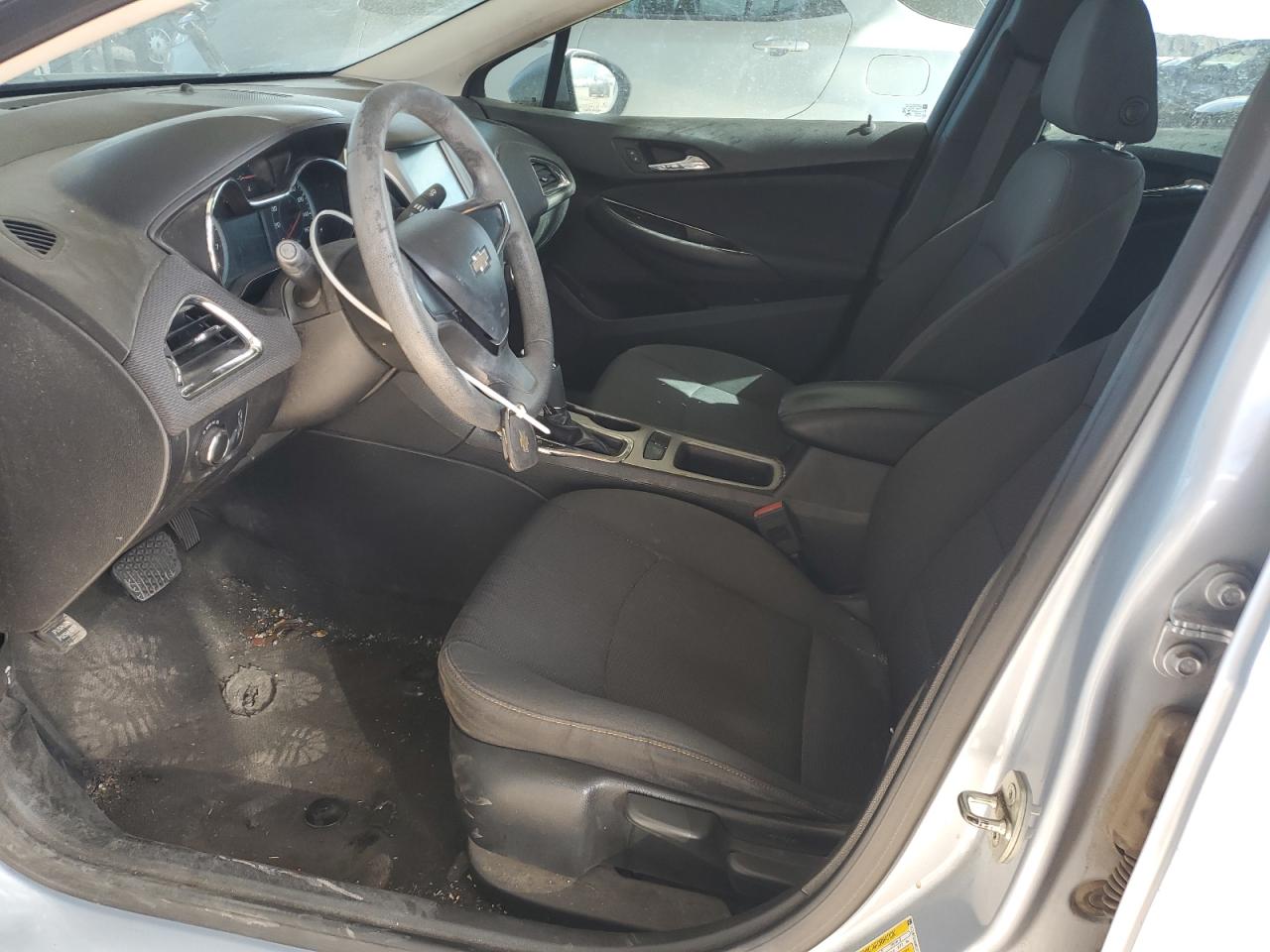 2018 Chevrolet Cruze - Image 7