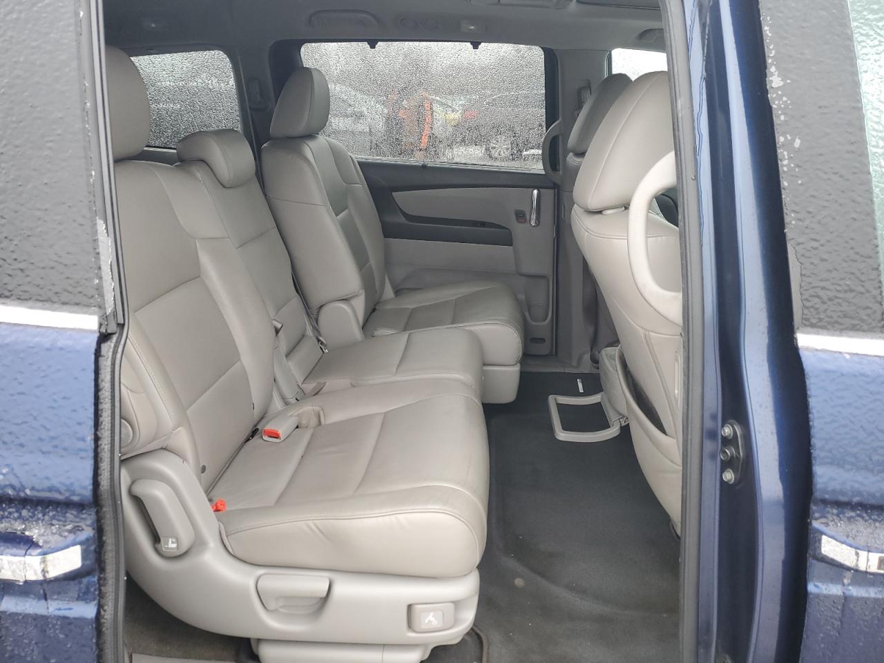 2015 Honda Odyssey - Image 12
