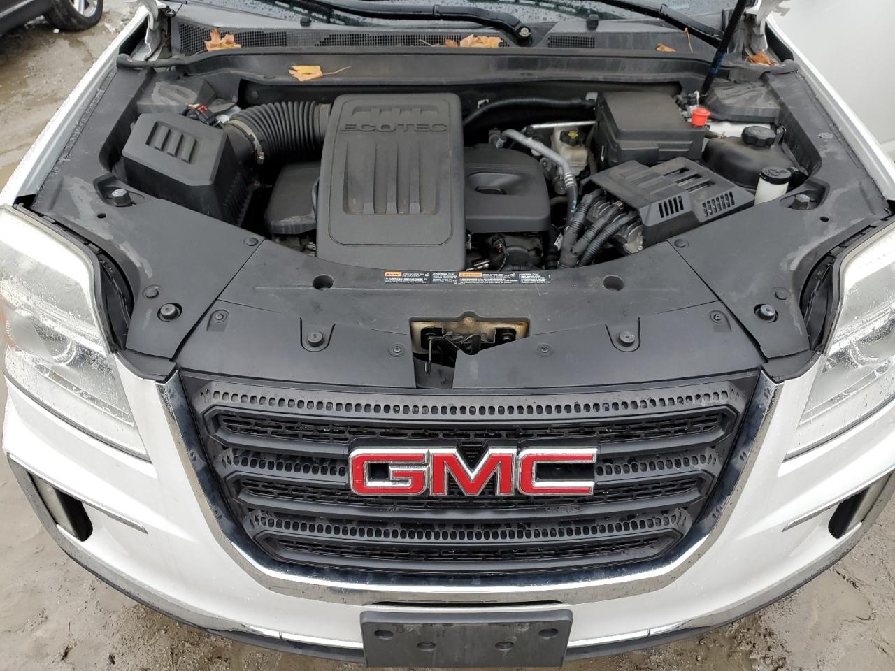 2017 GMC Terrain - Image 12