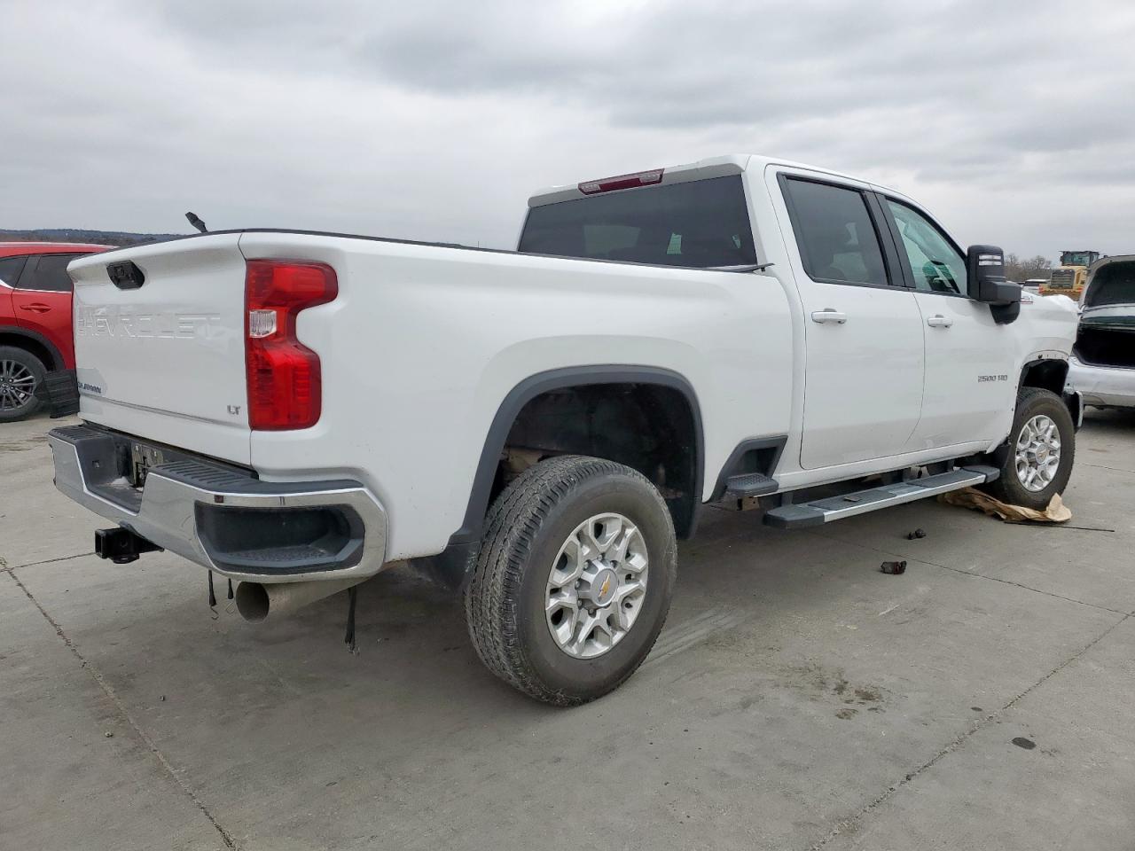 2024 Chevrolet Silverado - Image 3
