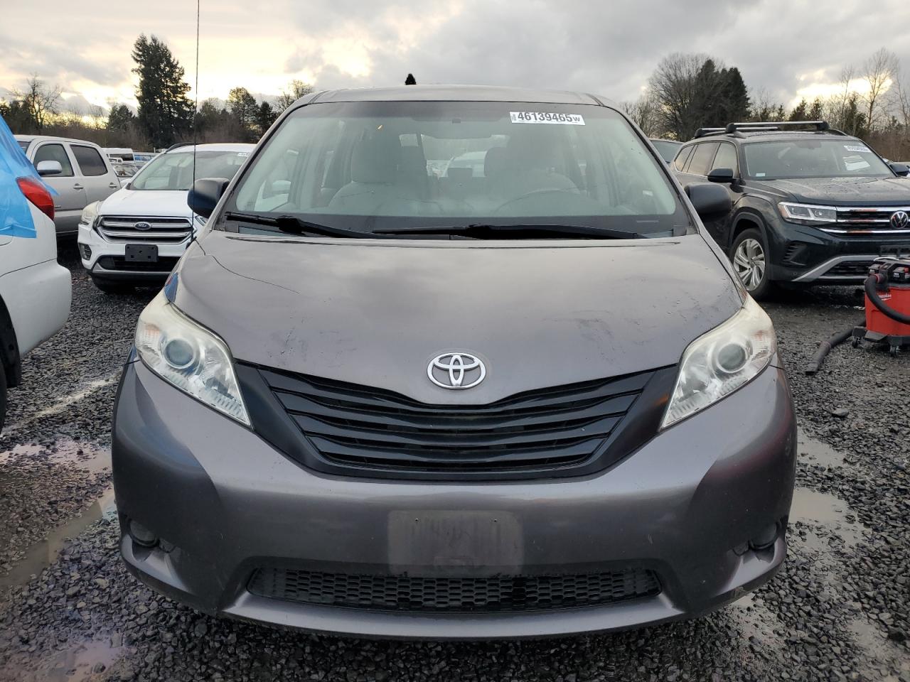 2014 Toyota Sienna - Image 5