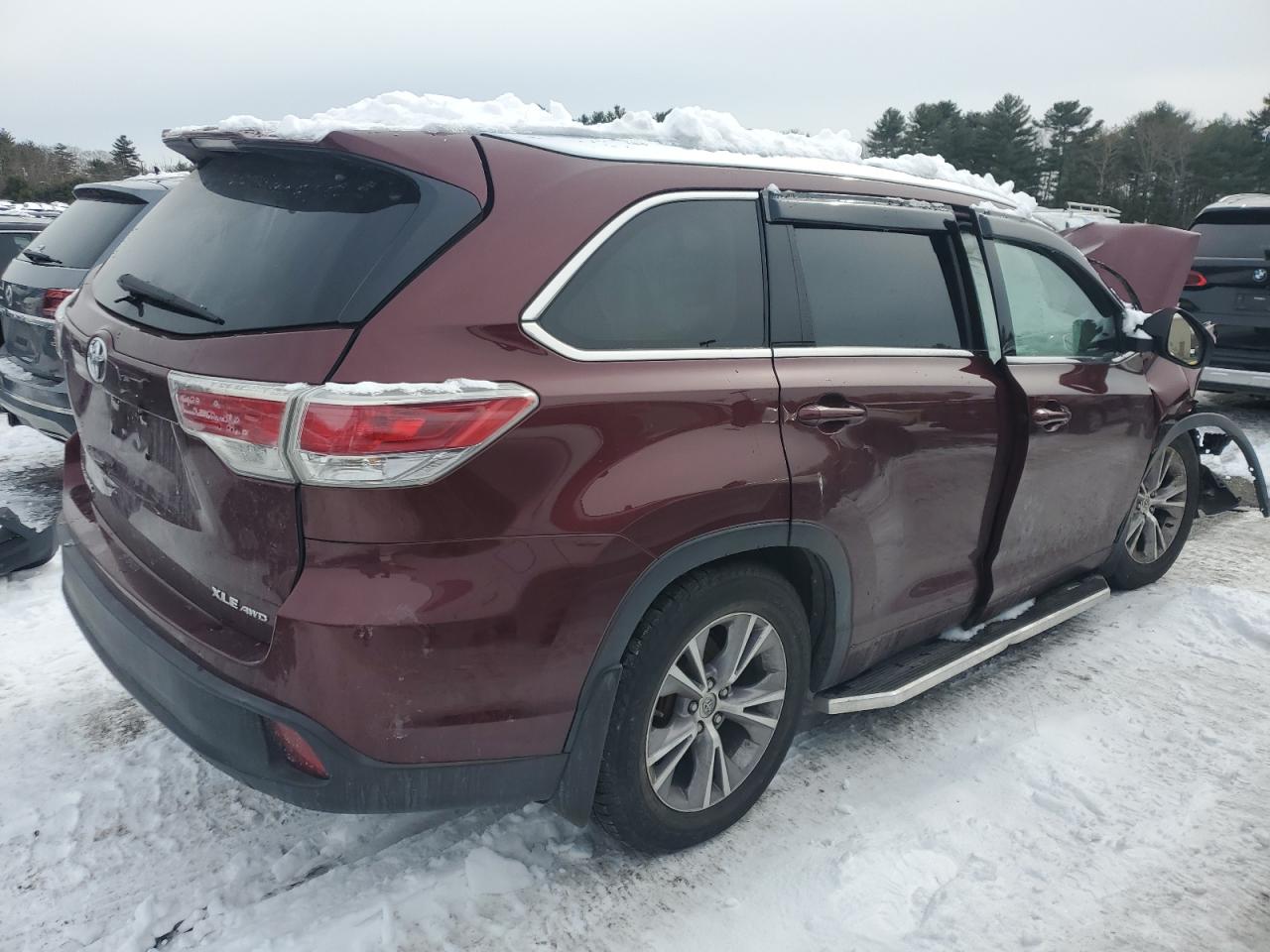 2015 Toyota Highlander - Image 3