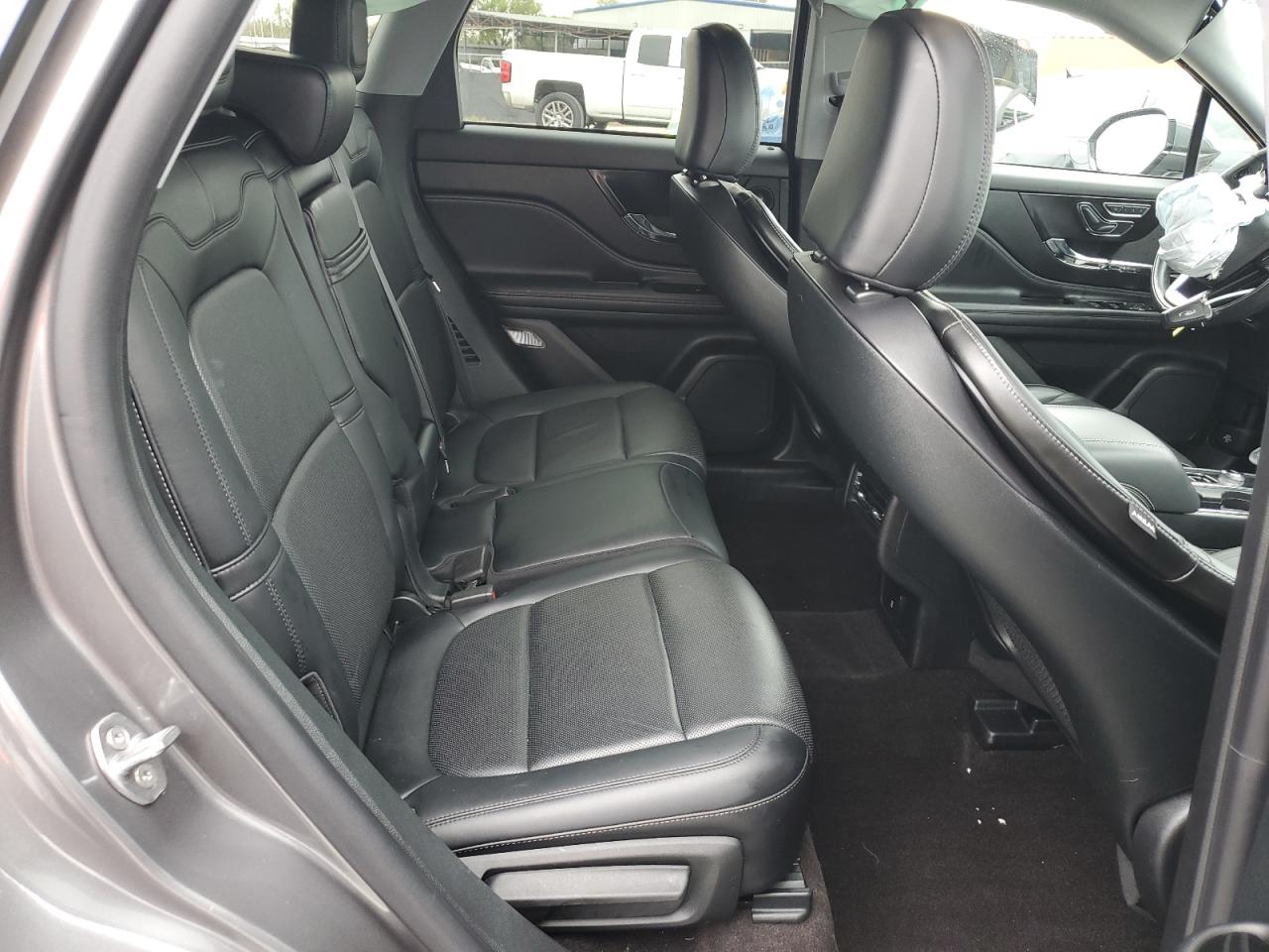2021 Lincoln Corsair - Image 11