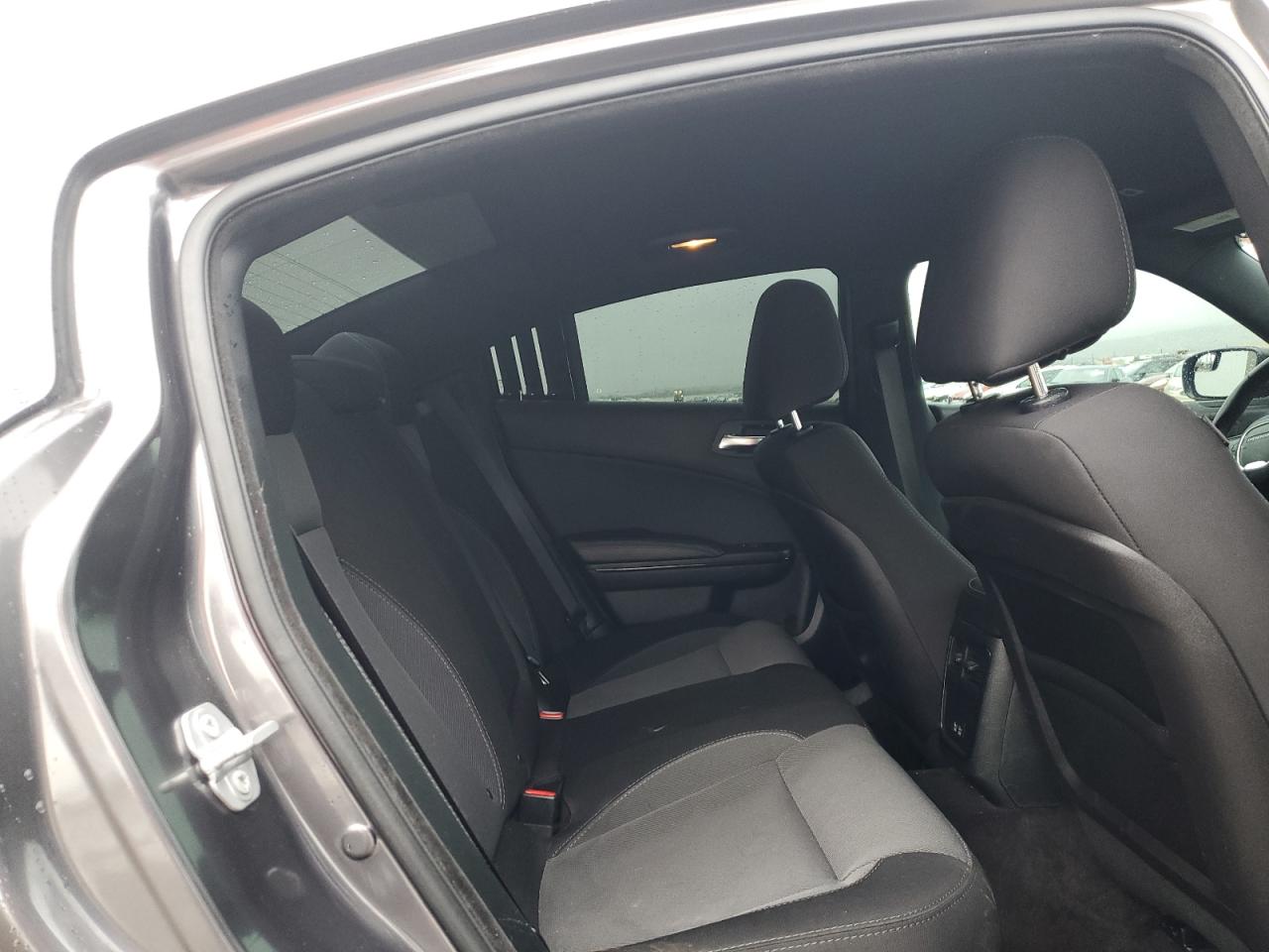2018 Dodge Charger - Image 10