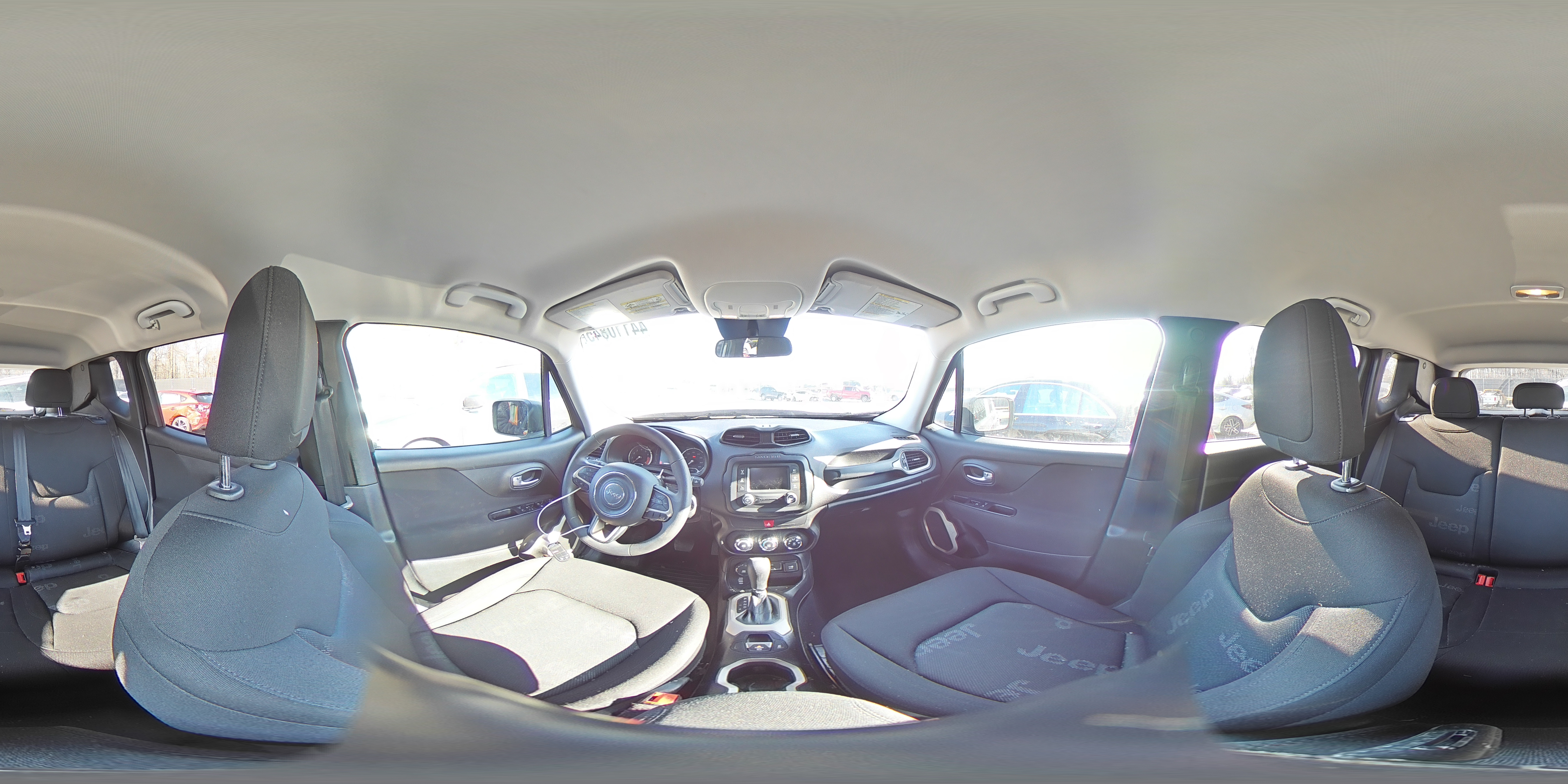 2017 Jeep Renegade - Image 14