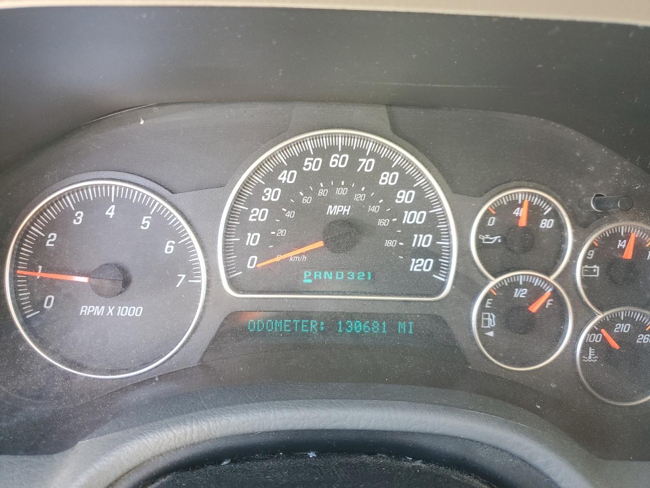 2003 GMC Envoy - Image 9