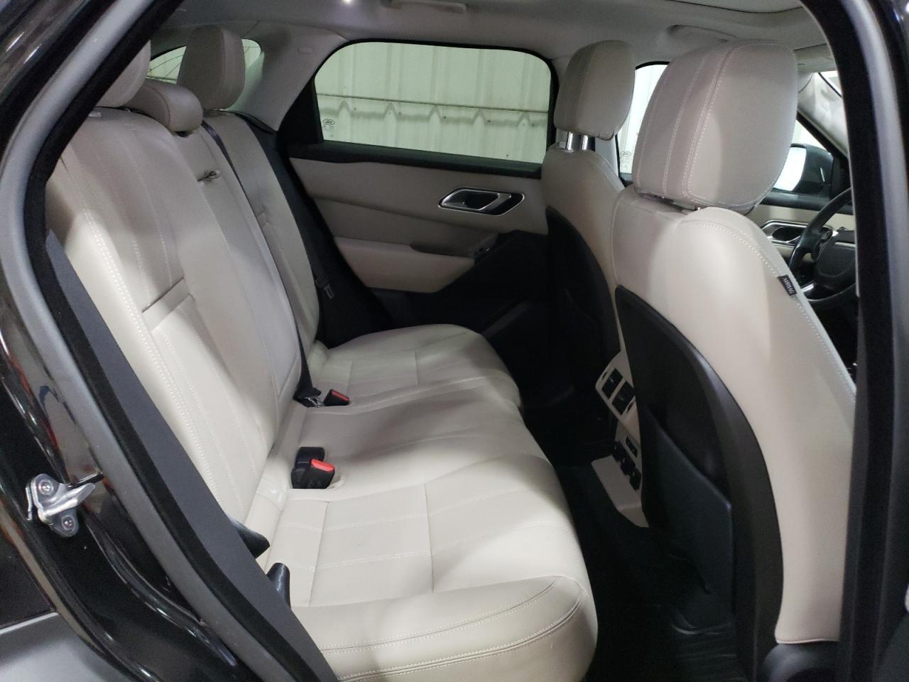 2018 Land Rover Range Rover - Image 11