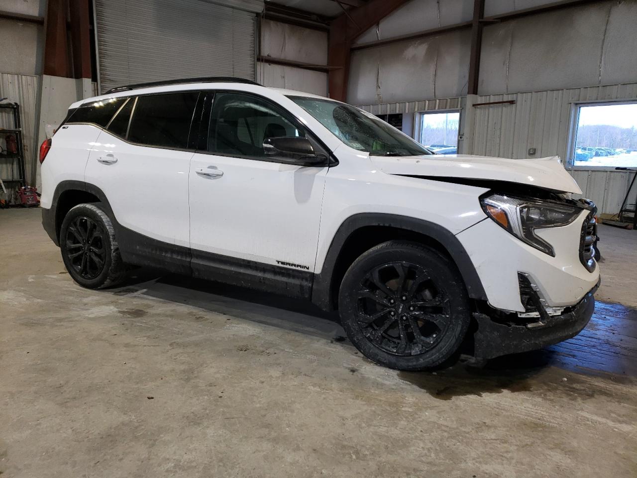 2020 GMC Terrain - Image 4