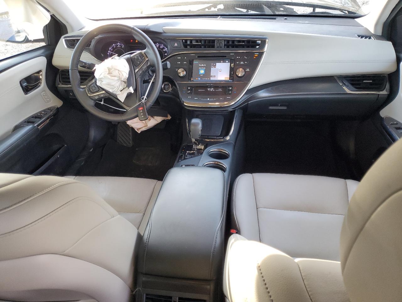 2018 Toyota Avalon - Image 8